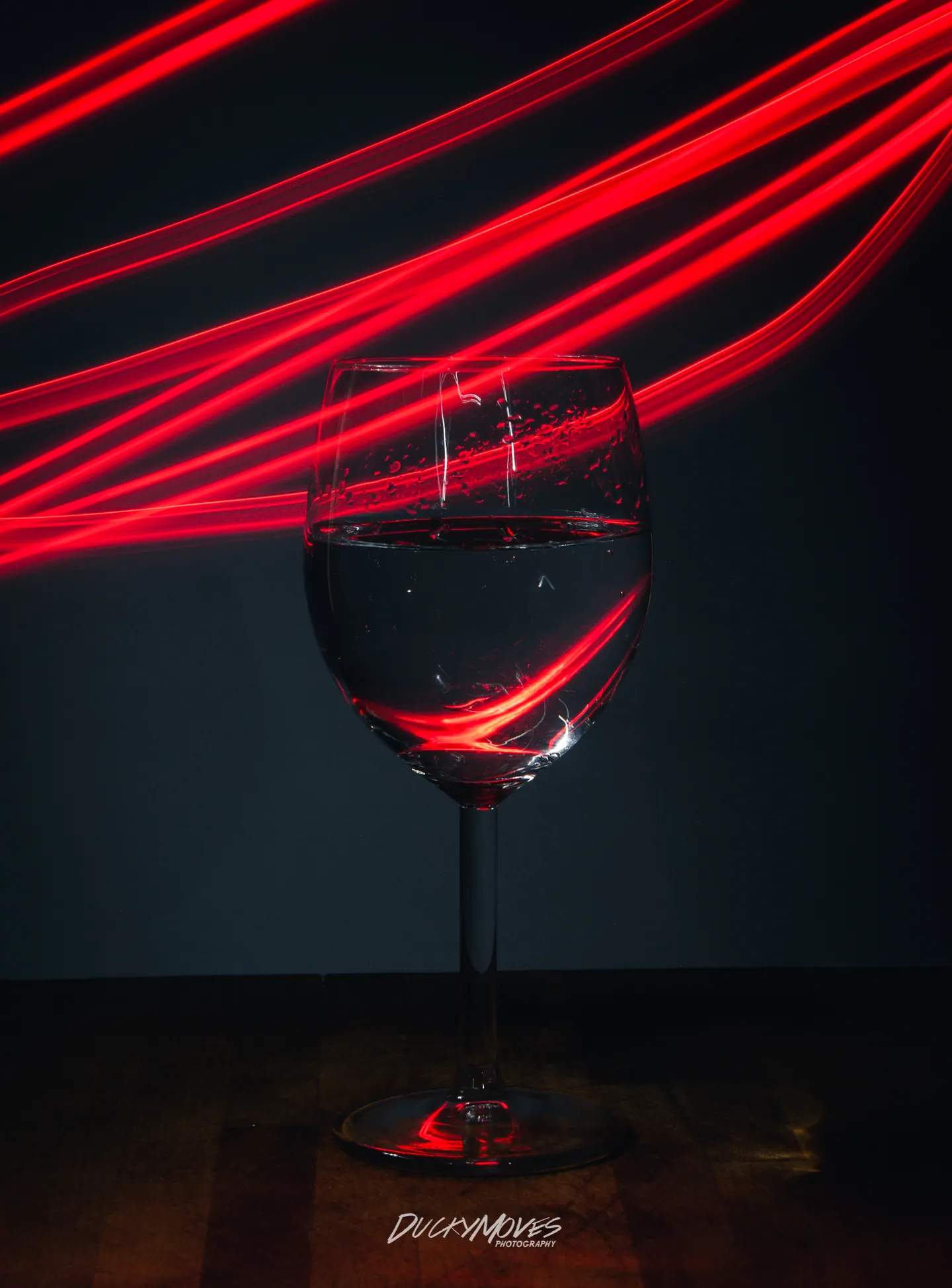 Home studio experiments with light, bicycle lamps and a simple set (2)